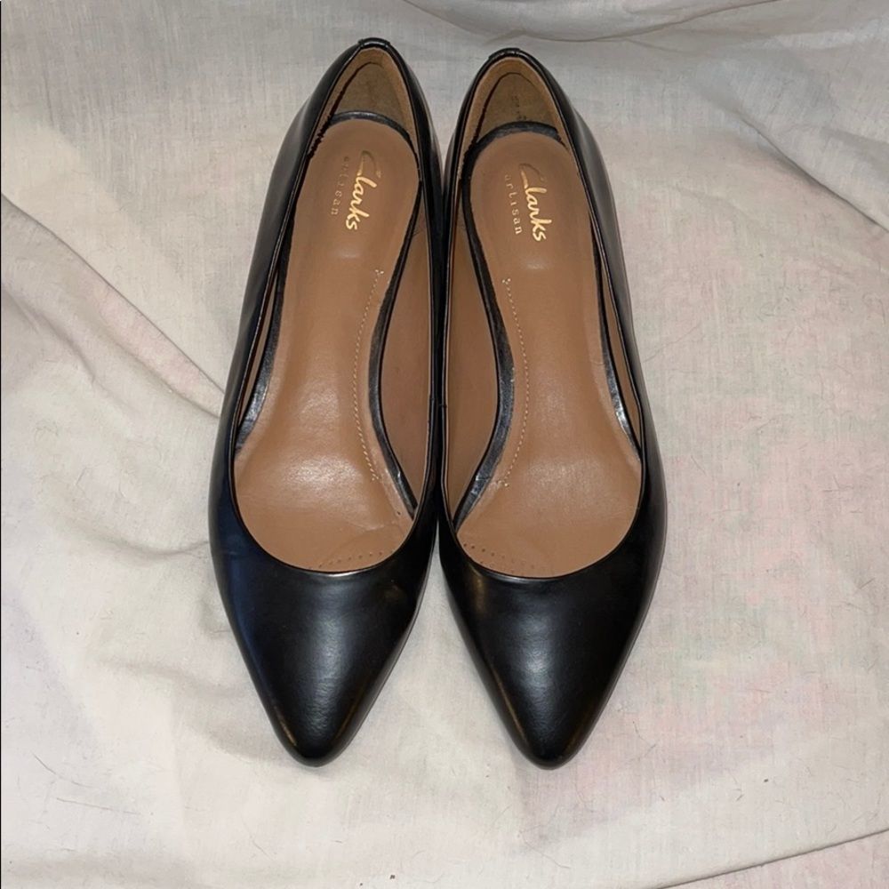 Clarks black leather flats